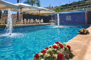 Hotels in Santa Venerina